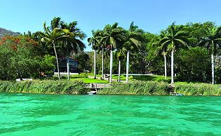 Santa María Resort