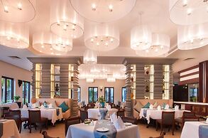 Lotus Blanc Hotel