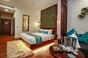 Lotus Blanc Hotel