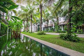 Lotus Blanc Hotel