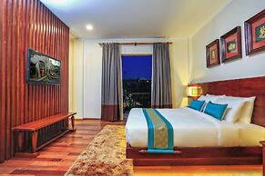 Lotus Blanc Hotel