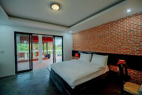 Dream Butterfly Garden Boutique Villa