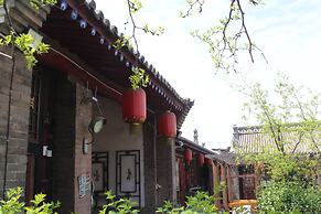 City Wall Old House.Ji Residence