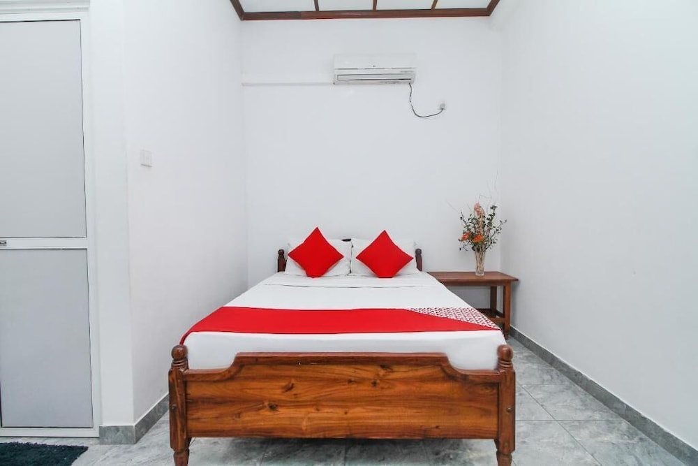 Leos Home Stay