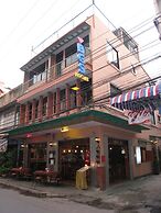 Baan Glang Soi