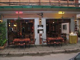 Baan Glang Soi