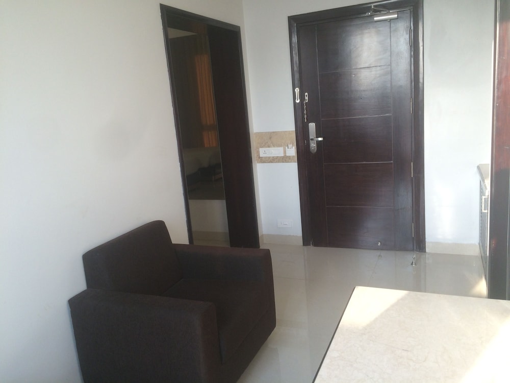 Chandra Grand