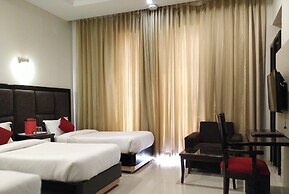 Chandra Grand