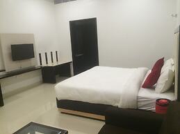Chandra Grand