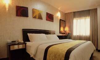 Home 2 Hotel
