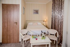 Pletnevskiy Inn Hotel