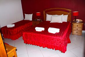 Ross Char Hotel