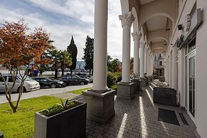 Le Port Apart Hotel