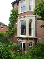Laurel House