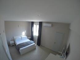 Up Hotel