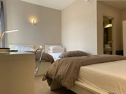 Up Hotel