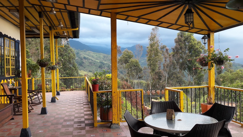 Hostal Finca Cardonales