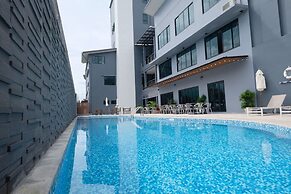 The Galla Hotel
