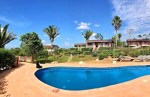 Juntos Cottages