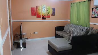 The Oasis at Oaklands Apartment 2