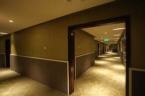 Zaki Hotel Apartment