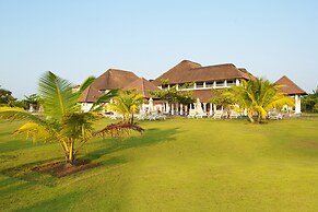 Le Pondy Beach & Lake Resort