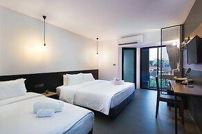 9.5 Hotel