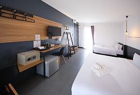 9.5 Hotel
