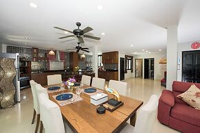 Baan Santhiya Private Pool Villas