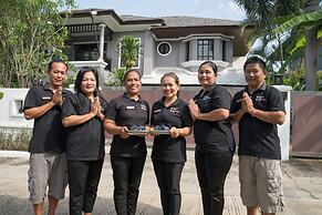 Baan Santhiya Private Pool Villas