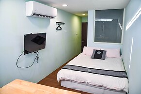 WayYoungHouse B&B