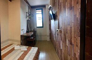Mojo House