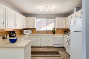 Superb 3BR mins to DT SAIT