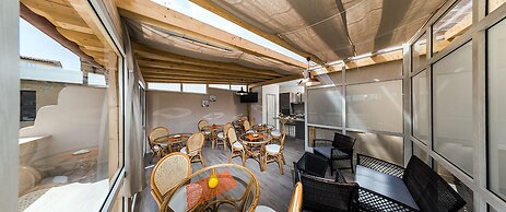 Ariston Suite