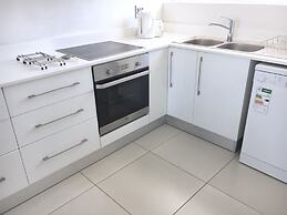 Cascades 2 bed 'FRESH LOOK & GREAT VIEW'