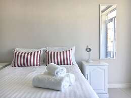 Cascades 2 bed 'FRESH LOOK & GREAT VIEW'