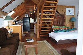 Orca Lodge