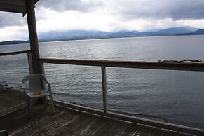 Orca Lodge