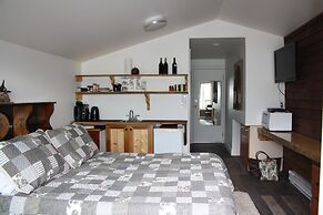 Orca Lodge