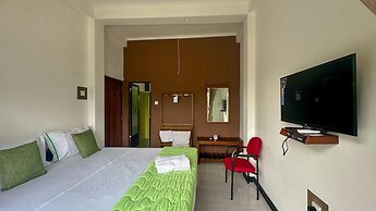 Forest Villa Hotel
