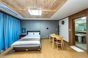 Sea & Wave Pension