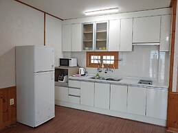 Gyul House