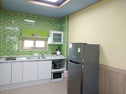 Gyul House