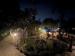 Jungle Safari Resort