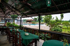 Hotel Riverside