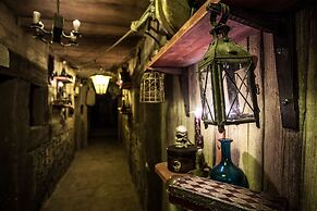 Hotel Pirates World