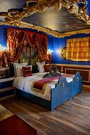Hotel Pirates World