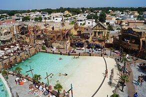 Hotel Pirates World