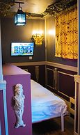 Hotel Pirates World