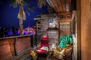Hotel Pirates World